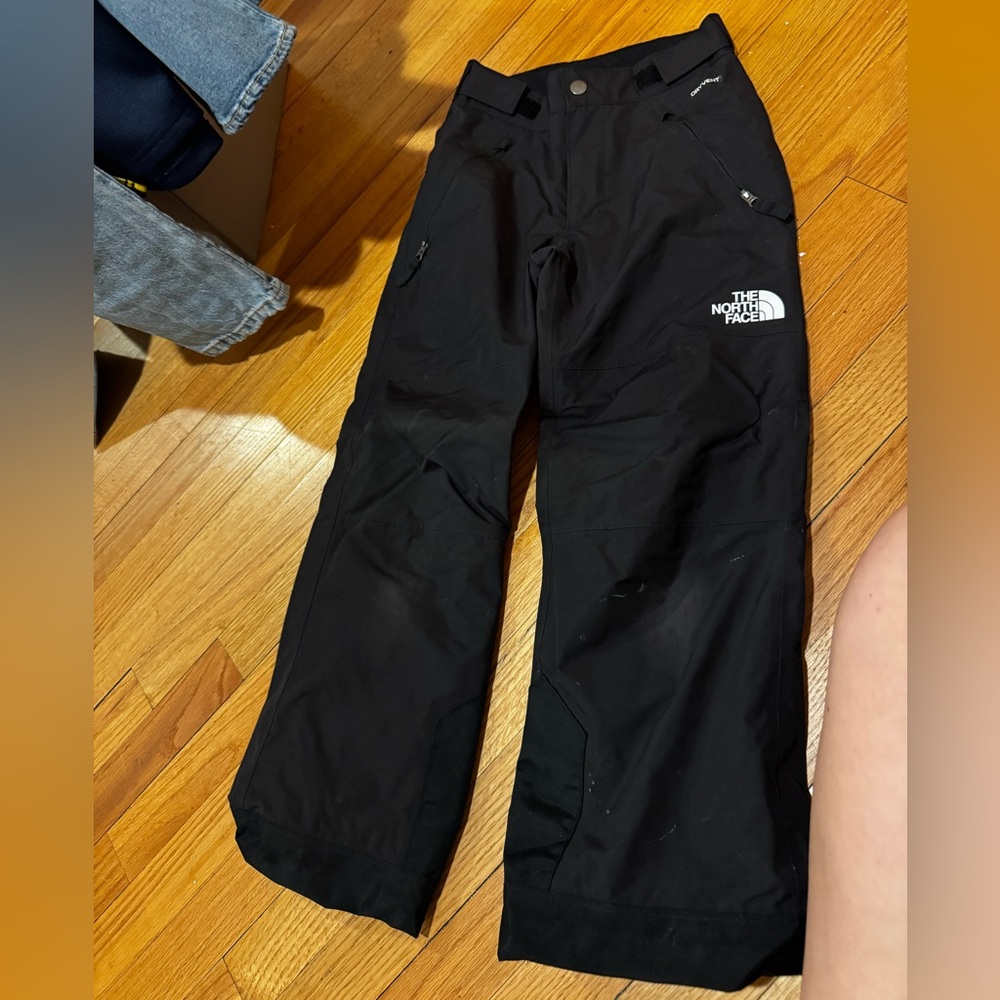 The North Face Boys' Black Snow Pants
